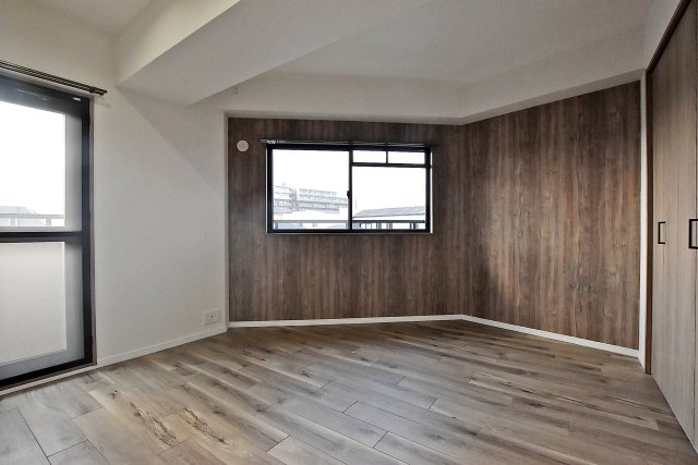 ソルディオ武庫之荘本町の洋室|7.2帖の洋室です。お部屋が広いため、ご自分のプライベート空間を充実させることができます。