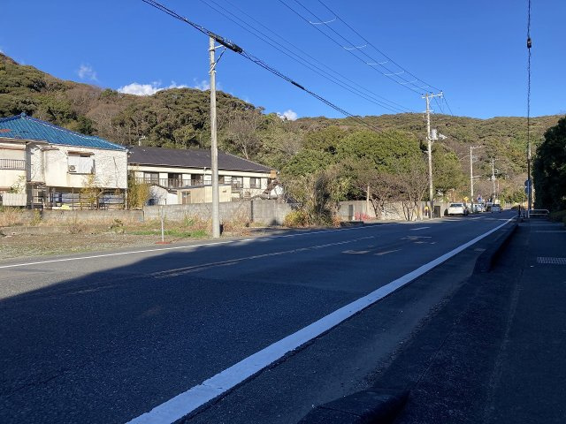 南伊豆町　湊 の前面道路含む現地写真