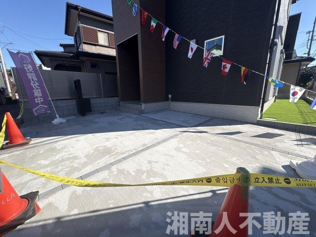 茅ヶ崎市甘沼第1期　新築戸建全1棟　の駐車場|車をお持ちの方に嬉しい駐車場付きの物件です