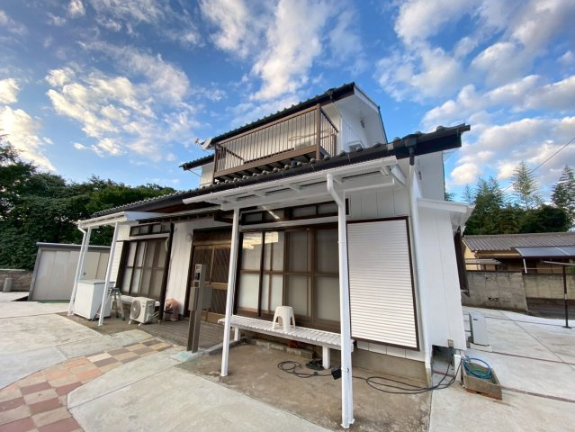 会社寮・事務所利用可！駐車12台OKの大型戸建ての画像