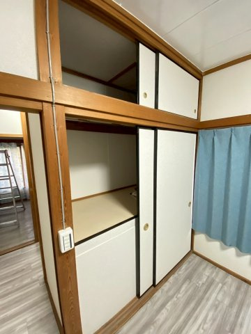 【収納】 | 会社寮・事務所利用可！駐車12台OKの大型戸建て