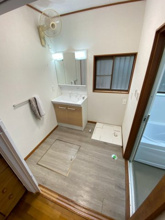 【洗面所】 | 会社寮・事務所利用可！駐車12台OKの大型戸建て