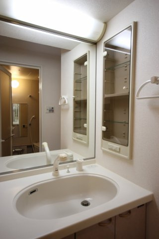 独立洗面です。