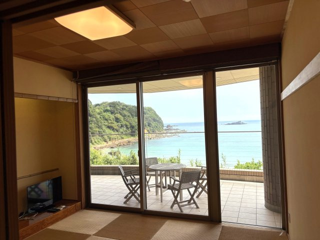 下田市　柿崎の和室