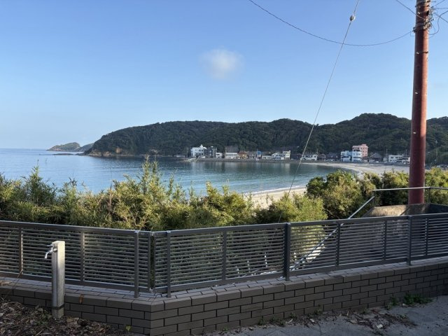 下田市　柿崎の駐車場|ガレージ前からの眺望