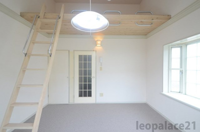 【居間・リビング】 | レオパレス土塔Ⅱ | 写真と異なる場合が御座います