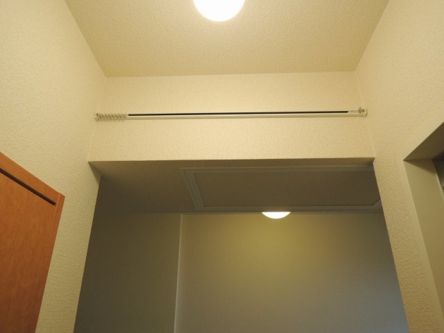 レオパレスセントラル南４条Ａの玄関