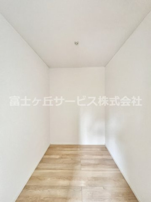 【収納】 | 沼津市大岡 33期 新築一戸建て 1号棟 | ウォークインクローゼットです