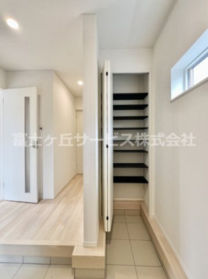【収納】 | 沼津市大岡 33期 新築一戸建て 1号棟 | こまごまとしたものを収納できそうですね