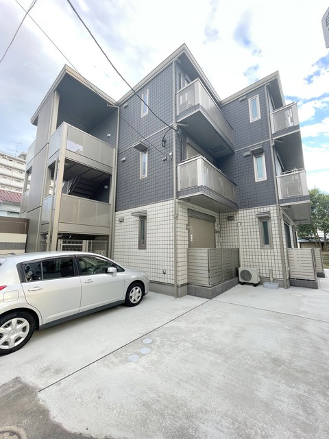 クレール井土ヶ谷の外観