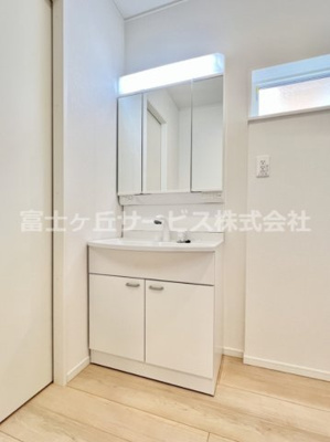 【独立洗面台】 | 沼津市大岡 33期 新築一戸建て 2号棟 | 使いやすい独立洗面台です