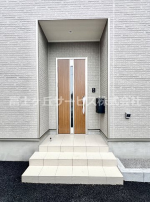 【エントランス】 | 沼津市大岡 33期 新築一戸建て 2号棟 | エントランスです