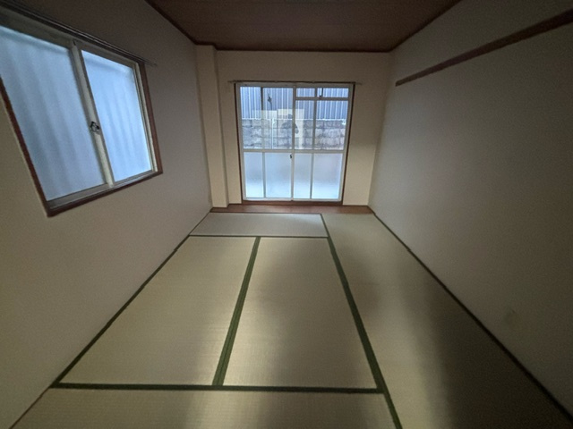 【寝室】