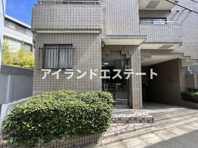 プチプルハイム都立大　駅近　オートロック　通風良好のエントランス