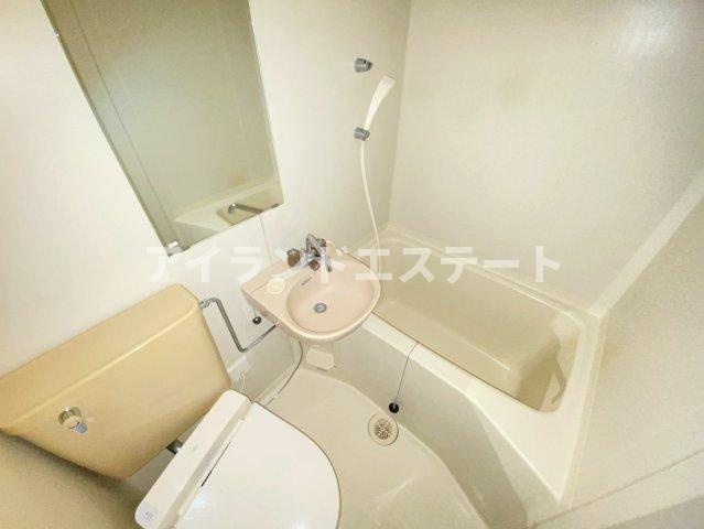 プチプルハイム都立大　駅近　オートロック　通風良好の浴室