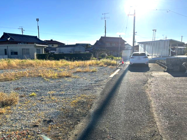 【前面道路含む現地写真】の画像