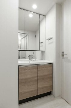 【独立洗面台】 | イプセ中野三丁目 | 嬉しい独立洗面台付き。