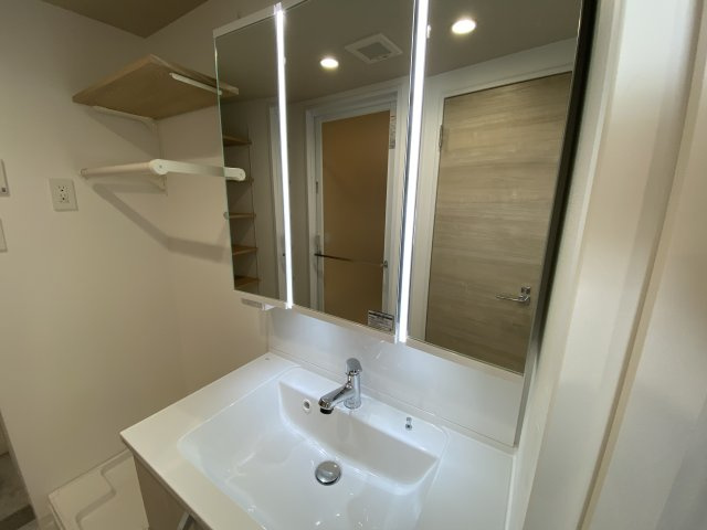 清瀬グリーンマンションの独立洗面台