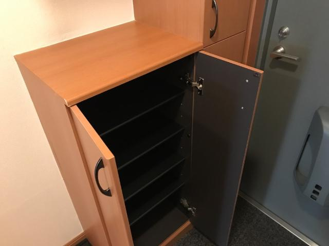 リバパレス鶴舞の収納|下駄箱