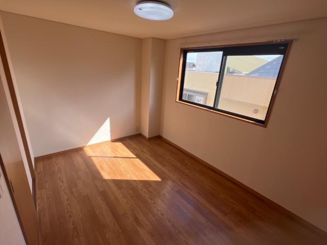 フォレスト高間の内装|洋室