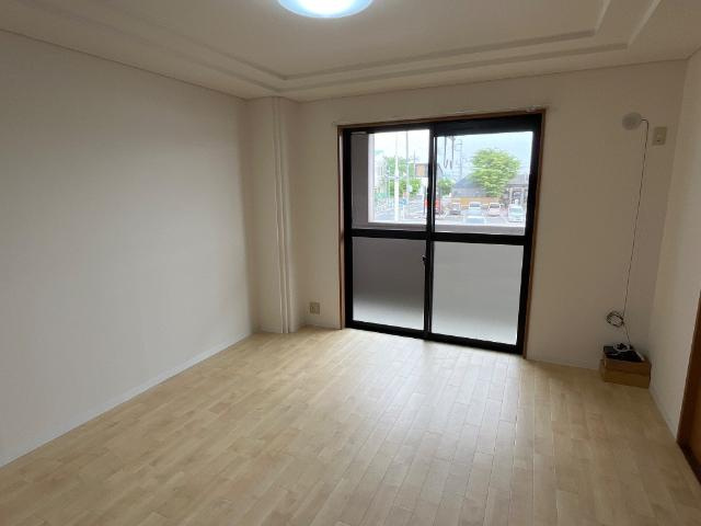 サニーヒル神ノ倉Ⅱの居間・リビング|リビング