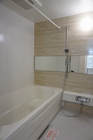 ル・リアンⅡ　Ｗｅｓｔの浴室