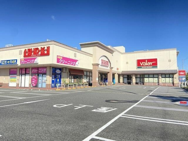 シャンポール砂田の周辺|バロー鳴海店まで350m