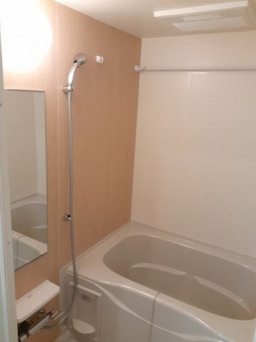 シャンポール砂田の浴室