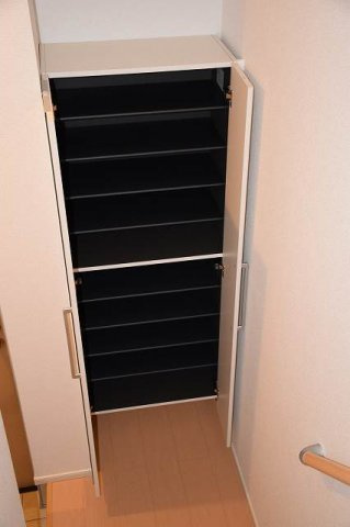 アルベージュのその他