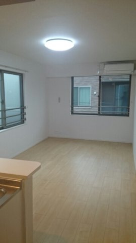 ブラウベルク浦里Ⅱの居間・リビング