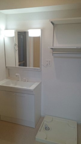 ブラウベルク浦里Ⅱの洗面所