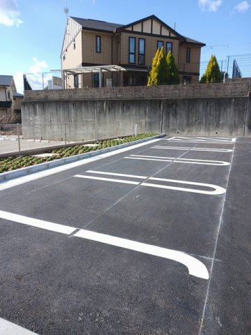 ミル　ソラーナ　Ⅰの駐車場