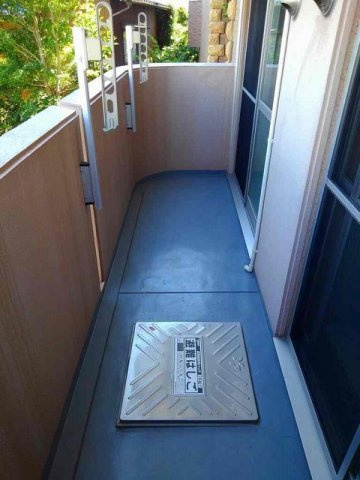 ラモーリ緑のバルコニー