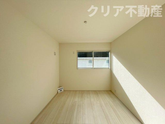 【洋室】 | 渋川市四つ角　1号棟