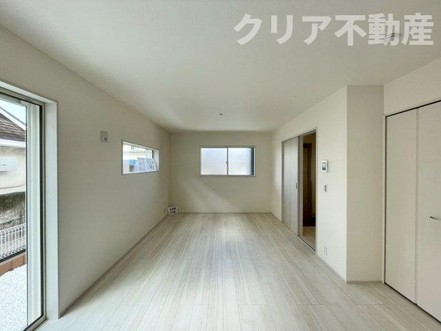 【居間・リビング】 | 渋川市四つ角　1号棟