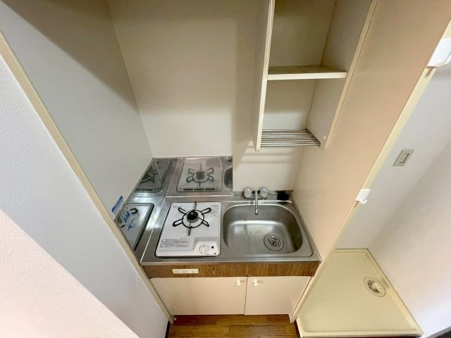 サンコーポウエノのキッチン