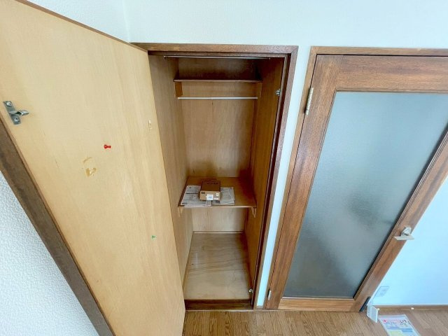 サンコーポウエノの収納