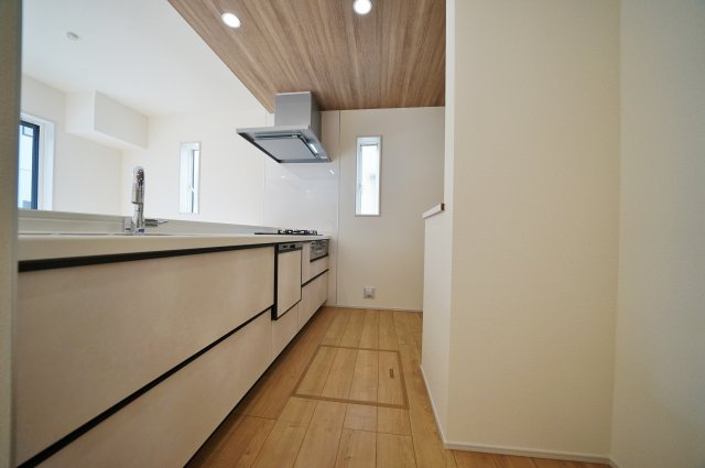 【横浜市保土ケ谷区権太坂1丁目24-7全2棟新築戸建て】★仲介手数料無料★（権太坂小学校・境木中学校）のキッチン