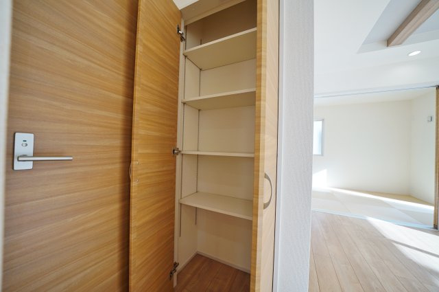 【横浜市保土ケ谷区権太坂1丁目24-7全2棟新築戸建て】★仲介手数料無料★（権太坂小学校・境木中学校）の収納