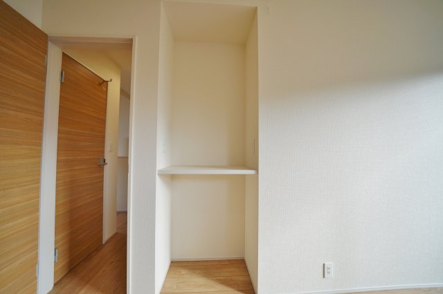 【横浜市保土ケ谷区権太坂1丁目24-7全2棟新築戸建て】★仲介手数料無料★（権太坂小学校・境木中学校）の収納