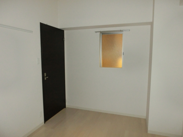 カーサ　ラピスの洋室