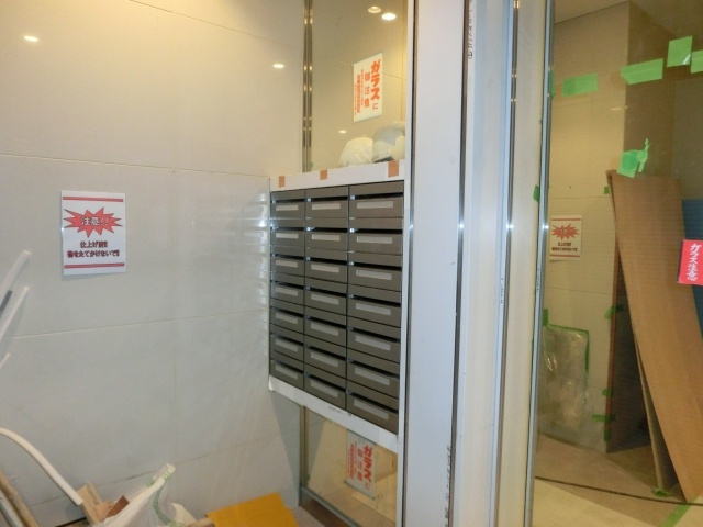 カーサ　ラピスのエントランス