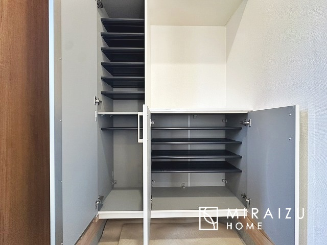 【収納】 | 平日・休日問わず、いつでもご見学が出来ます♪☆実際に見て、触れて感じる安心のお住まい探しを体験して下さい♪☆物件情報だけでなく、地域の特色などなどエリア情報もお伝え出来たら嬉しいです♪