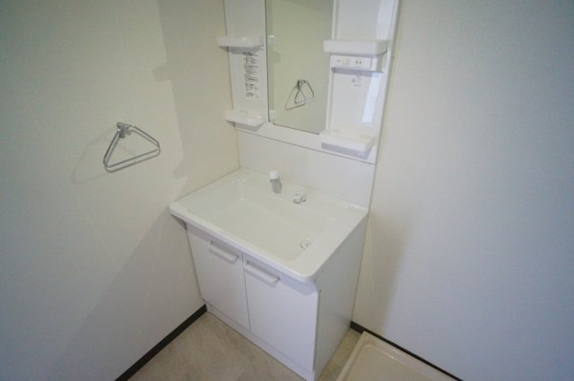 to U 大安寺の洗面所