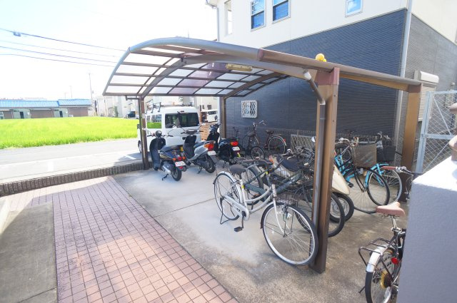 to U 大安寺の駐車場