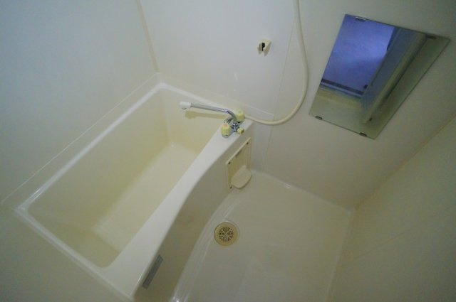 to U 大安寺の浴室