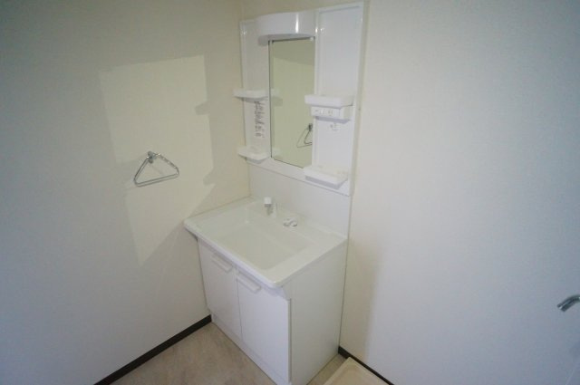 to U 大安寺の洗面所