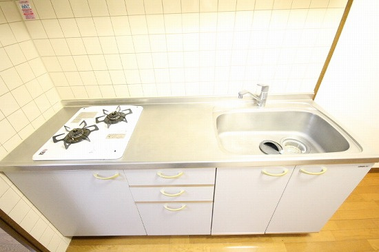 ＦＪ日進通のキッチン