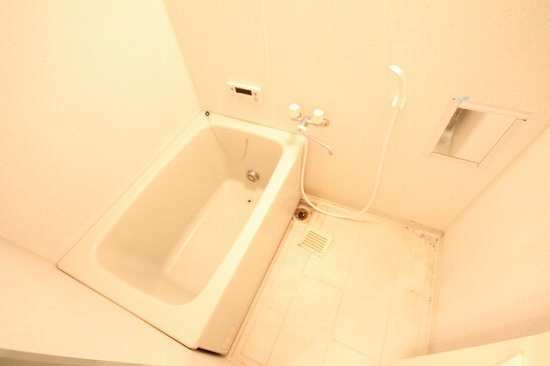 ＦＪ日進通の浴室