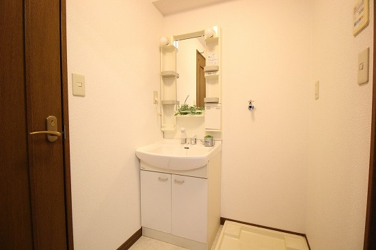 ＦＪ日進通の洗面所